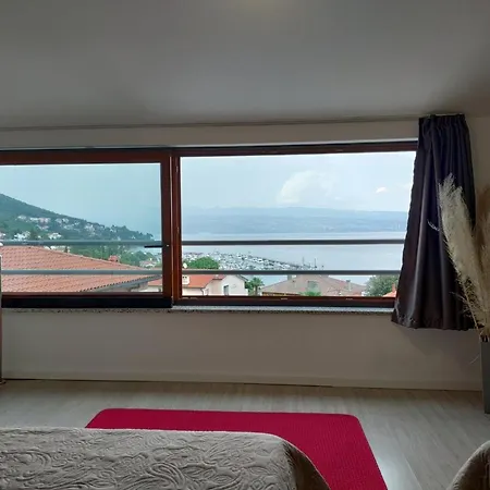 Apartman Perla - With Sea View Abbázia