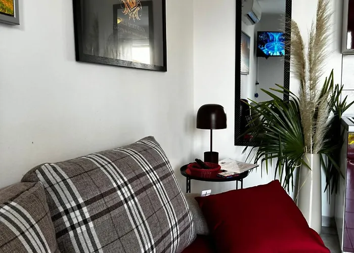 Perla - With Sea View Apartman *