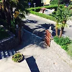 Perla - With Sea View Apartament
