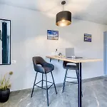 Apartament Perla - With Sea View *