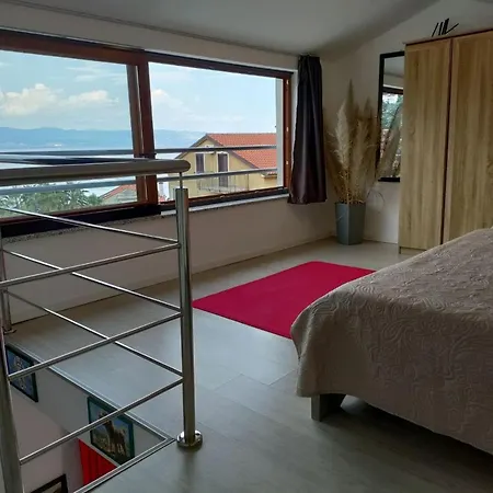 Perla - With Sea View Apartman Abbázia