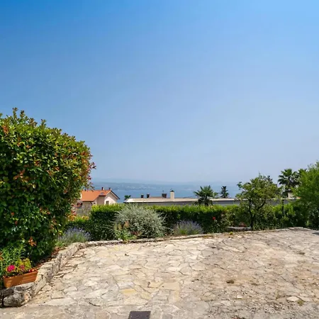 Апартаменты Perla - With Sea View Опатия