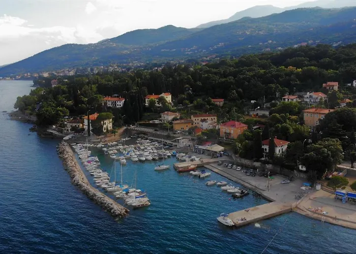 Perla - With Sea View