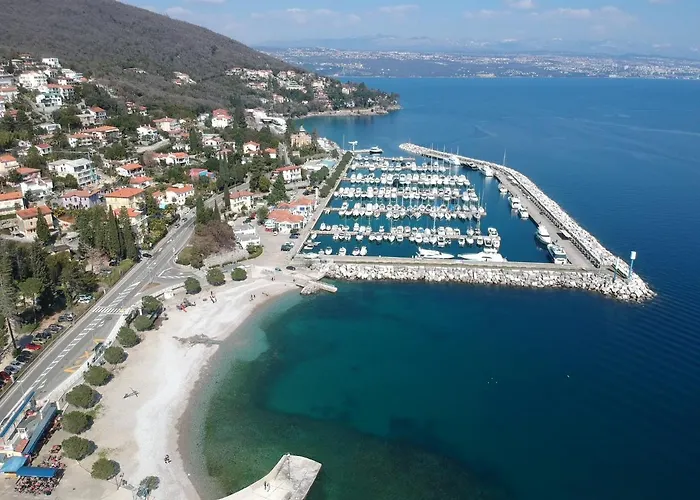 Perla - With Sea View Apartament Opatija