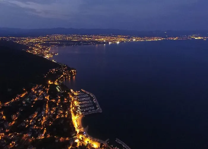 Perla - With Sea View Apartament Opatija