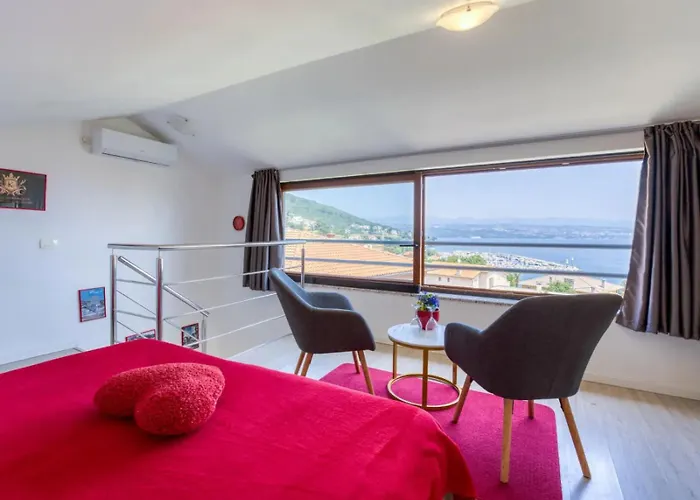 Perla - With Sea View Апартаменты