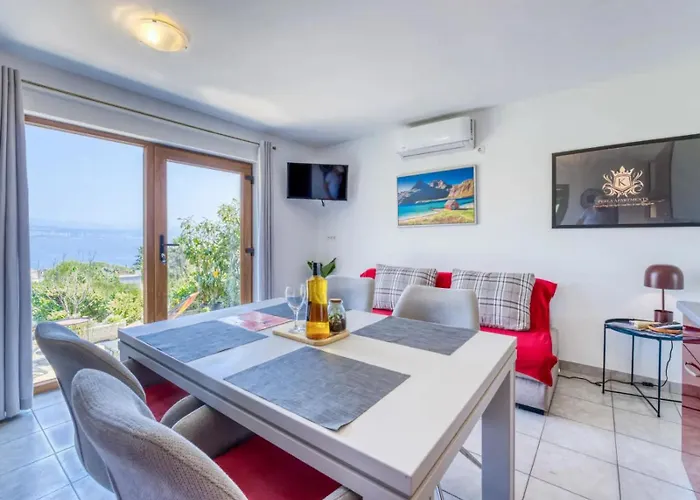 Perla - With Sea View